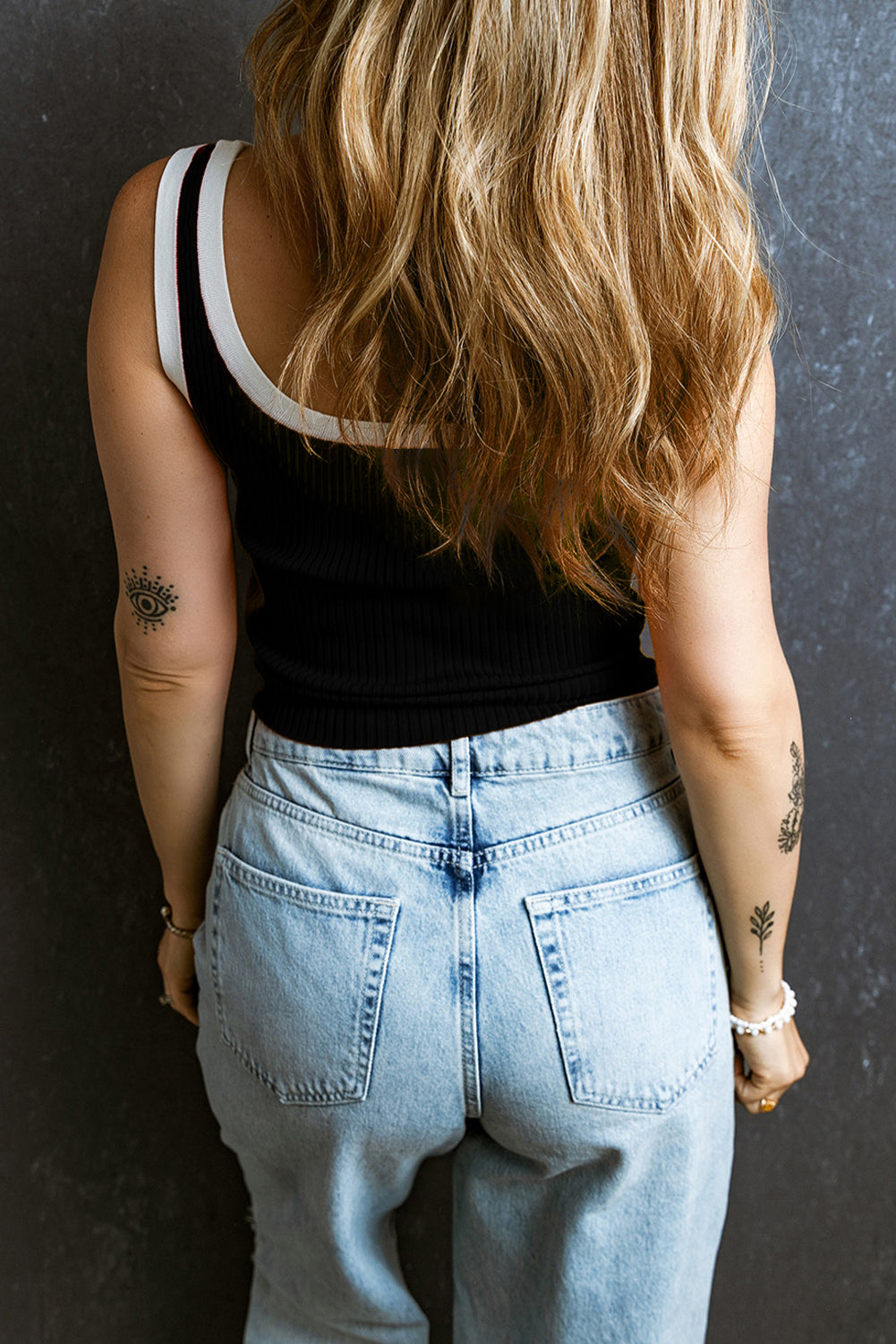Black Colorblock Tank Top. GCollection