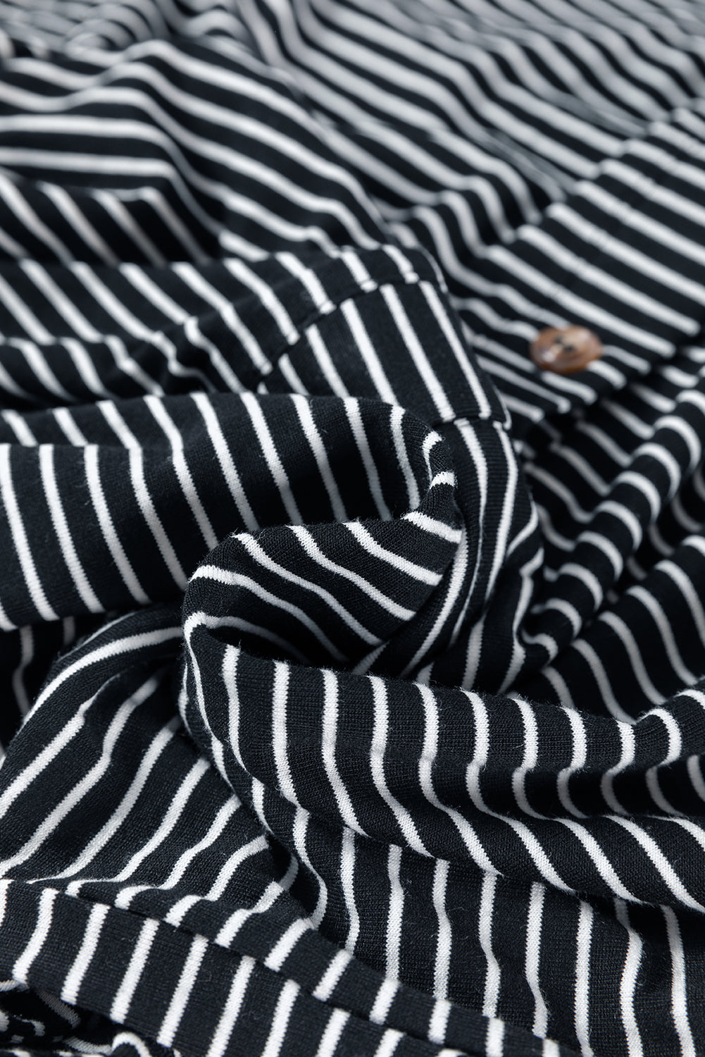 Black white Striped Print Buttoned Wide Leg Sleeveless Jumpsuit. GCollection