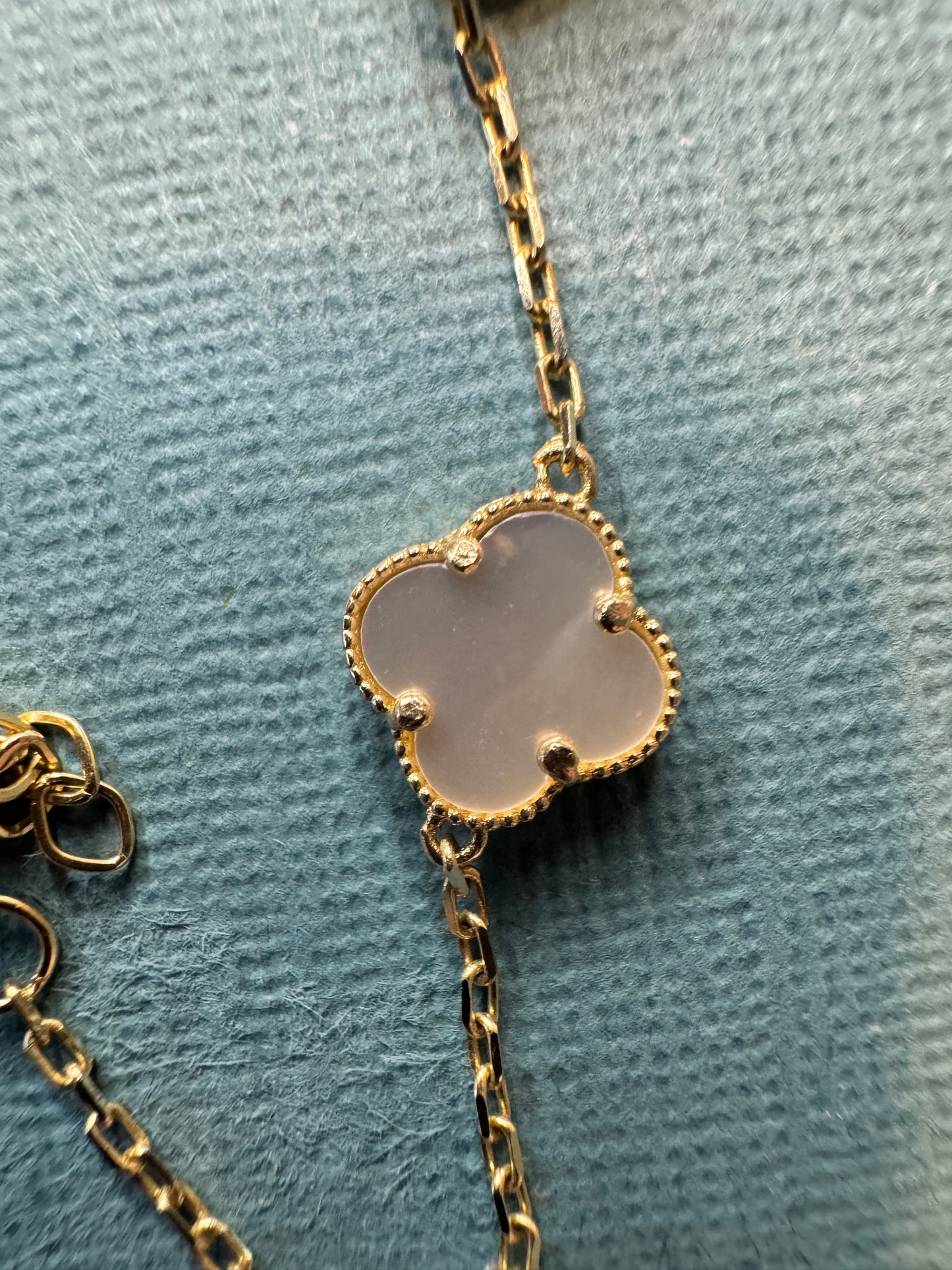 14K gold clover bracelet