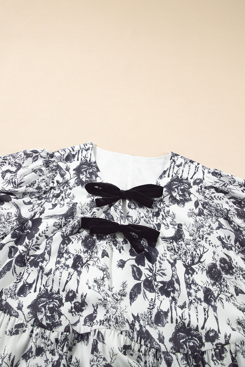 Black Floral Print Bow Detail Puff Sleeve Plus Size Dress. PSCollection