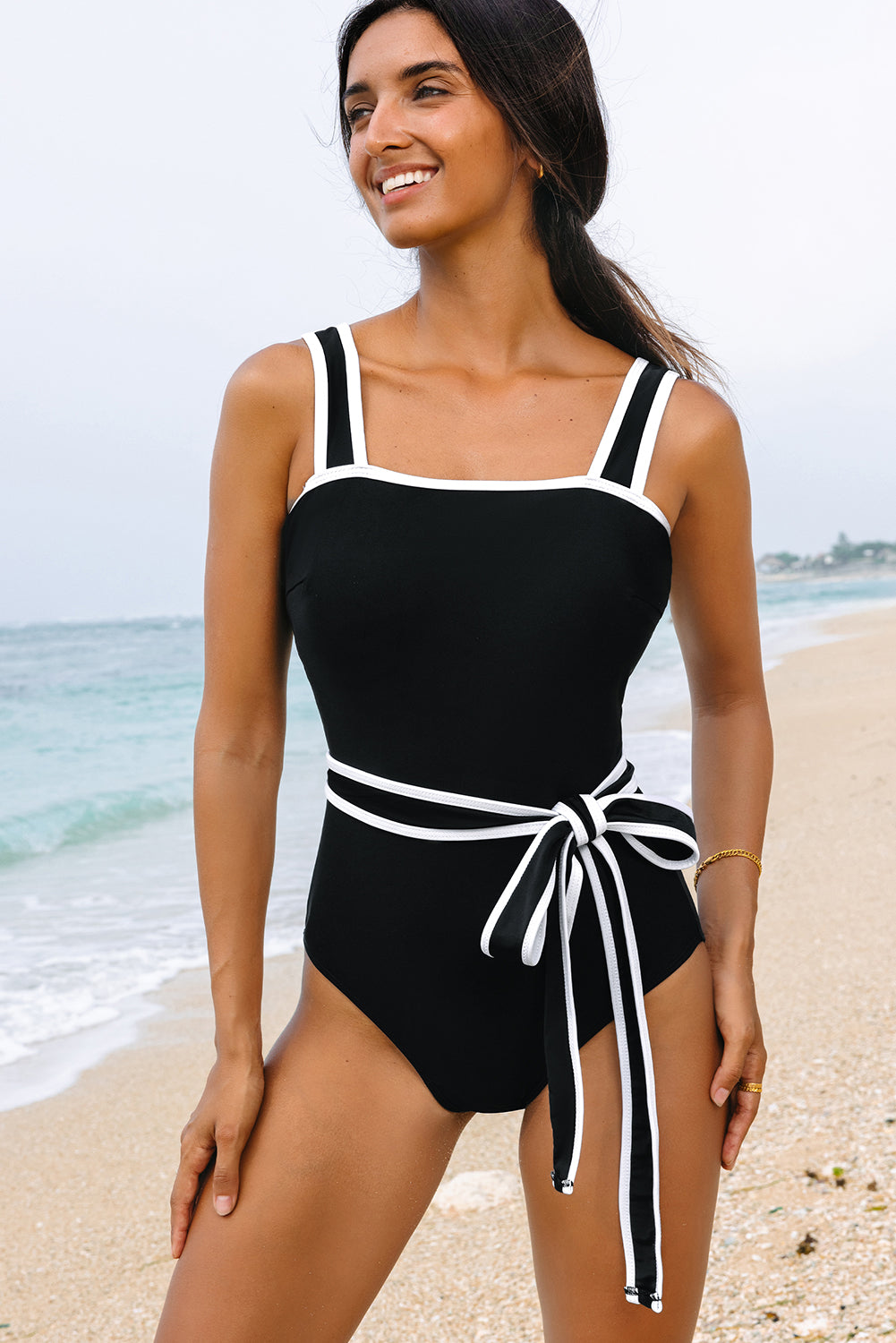 Black Colorblock Edge Belted One Piece.Swimsuit