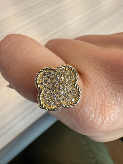 14K solid gold flower ring