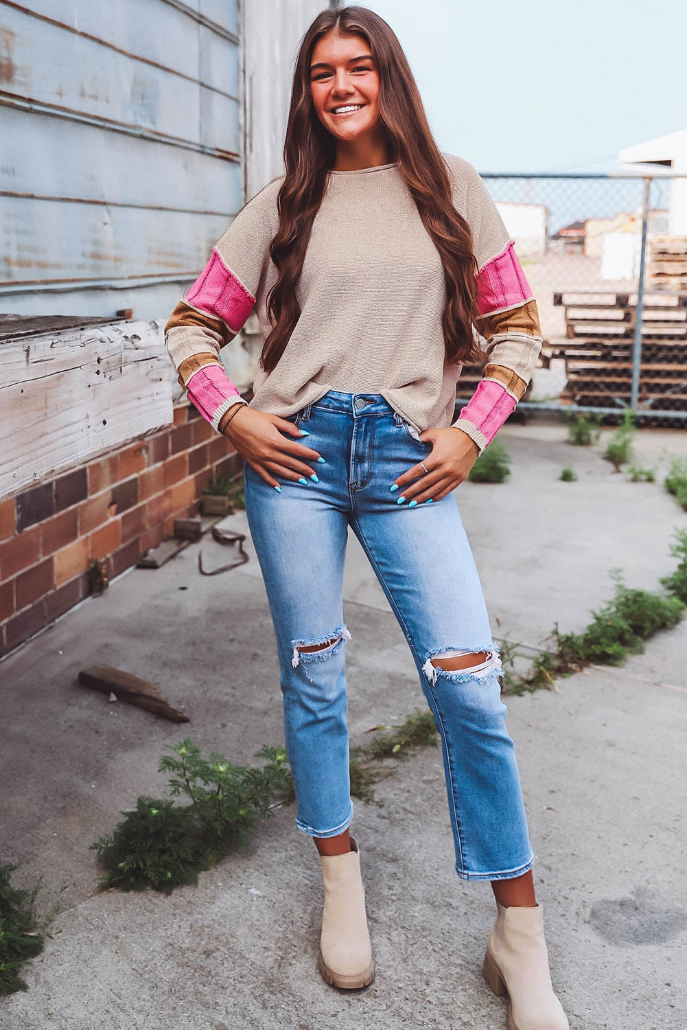 Taupe Colorblock Exposed Seam Top. GCollection