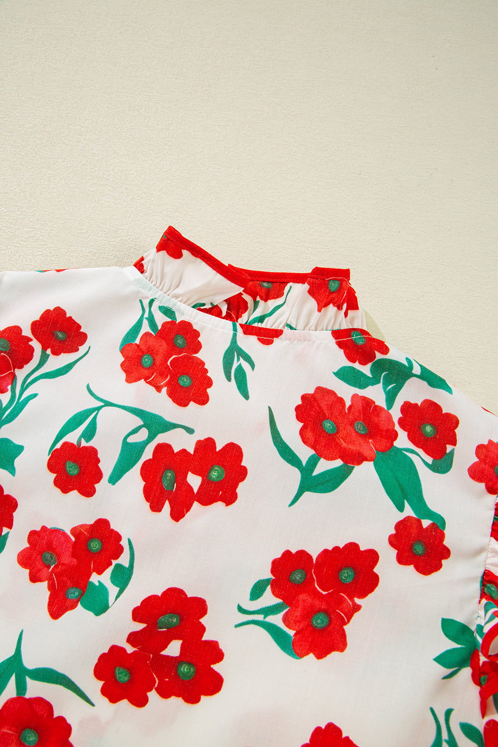 Red Floral Print Ruffled Puff Sleeve. GCollection