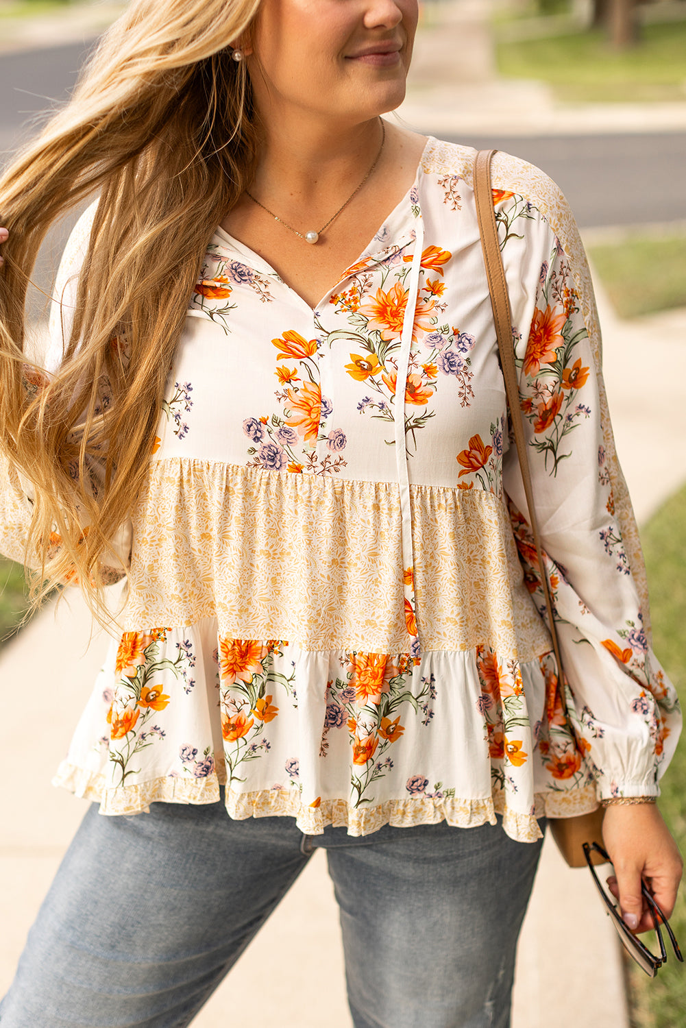 White Floral Print V Neck Puff Sleeve Blouse. PSCollection