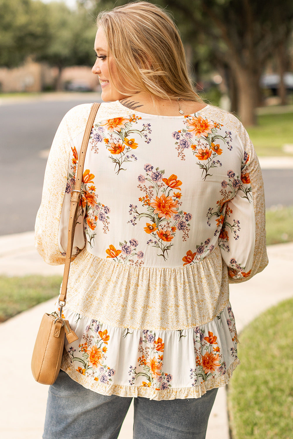 White Floral Print V Neck Puff Sleeve Blouse. PSCollection