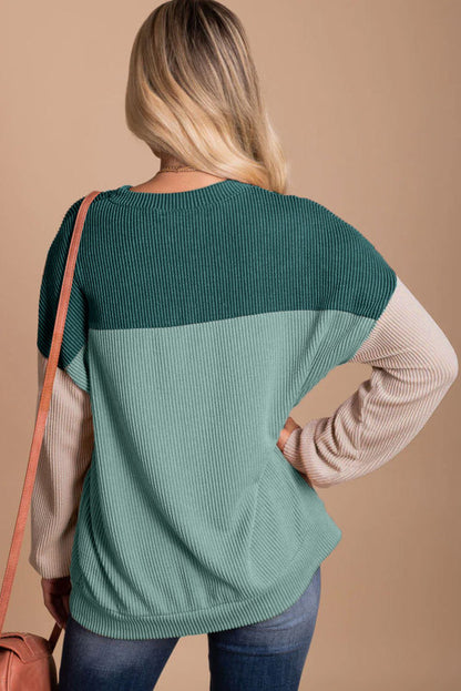 Green colorblock textured long sleeves shirt. WS