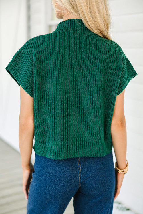 Green sweater top with pocket. WS