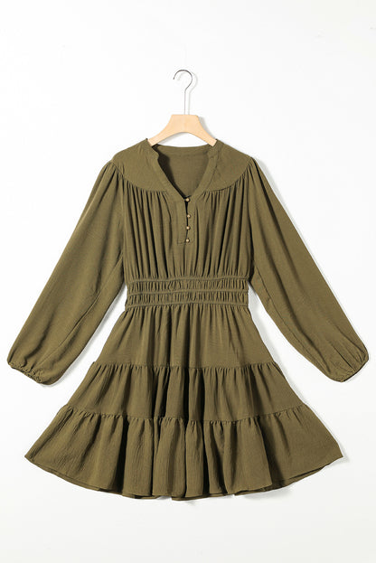 WS. Green ruffled dress with balloon sleeves