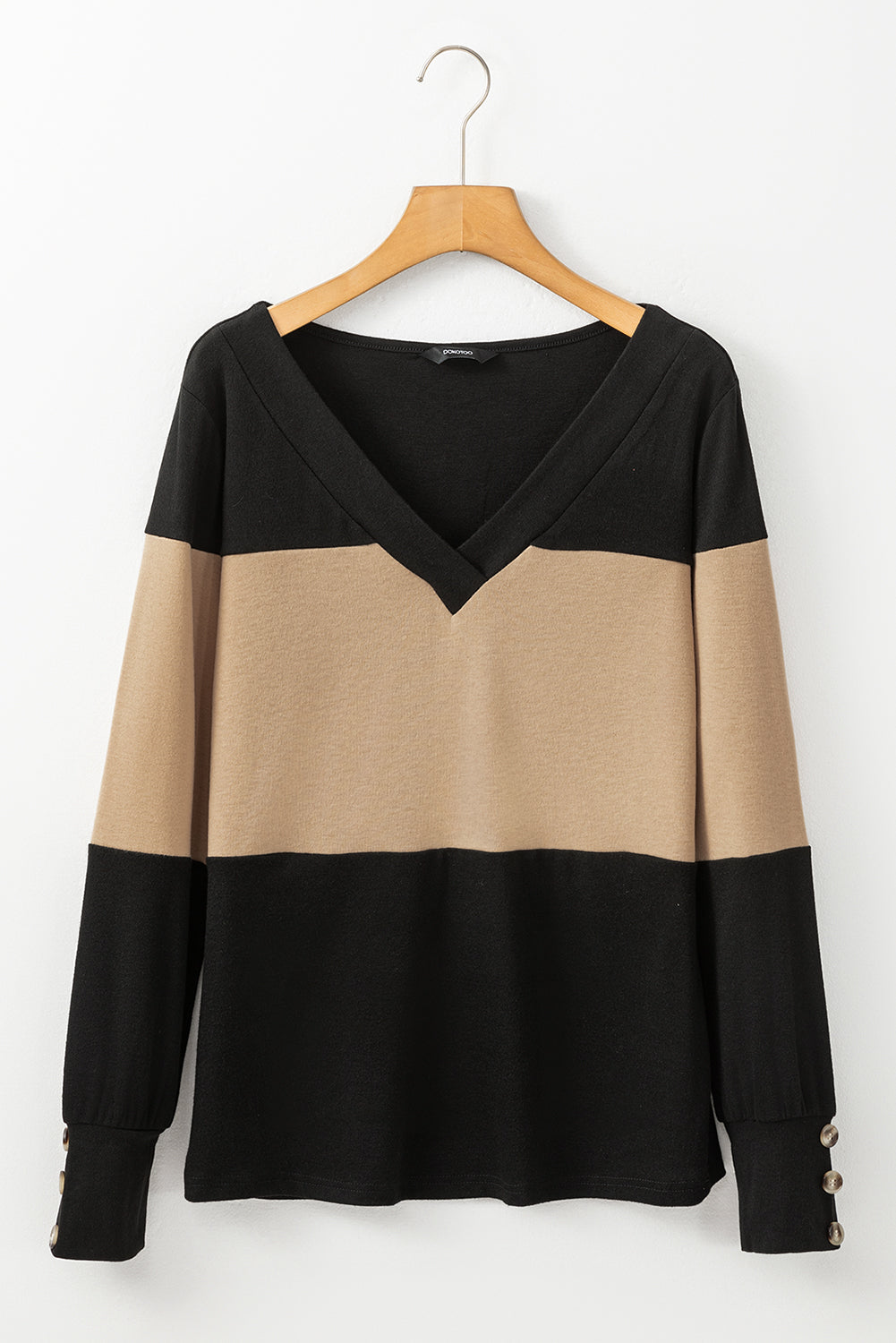 Colorblock Long Sleeve V Neck Top. GCollection